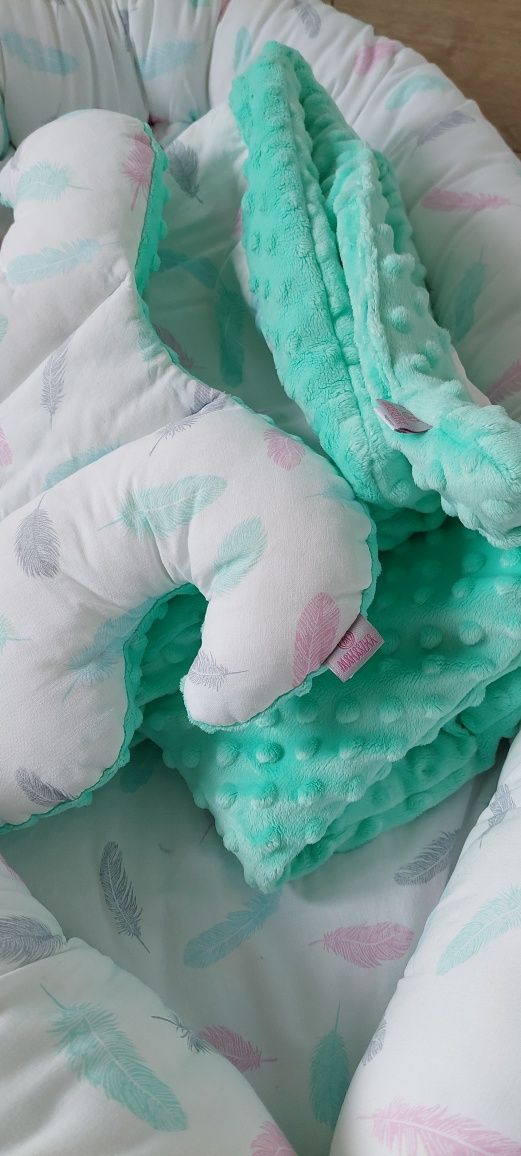 Kokon niemowlęcy kołderka poduszka zestaw makaszka nowy