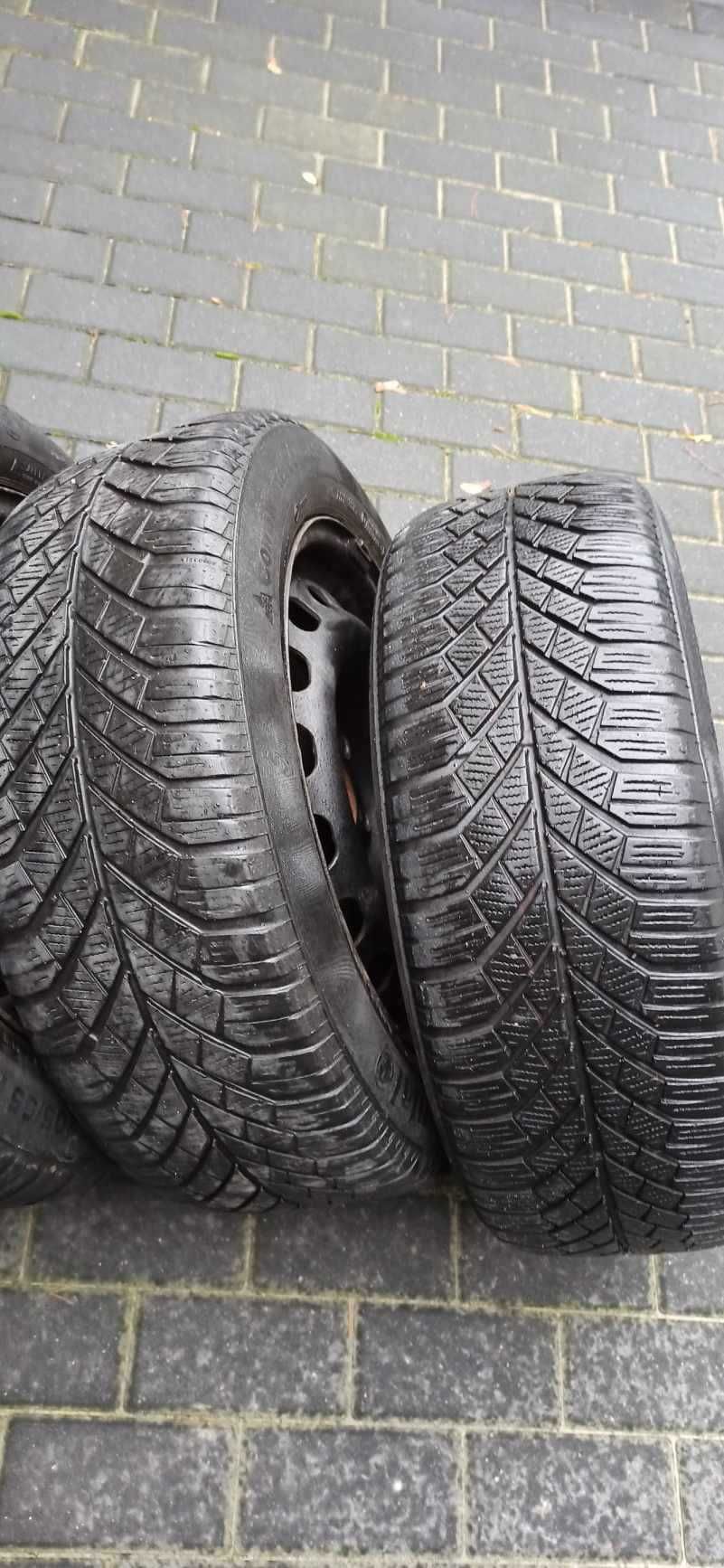 Felgi z Oponami zimowymi 205 55 R16 Continental VW Skoda 5x112