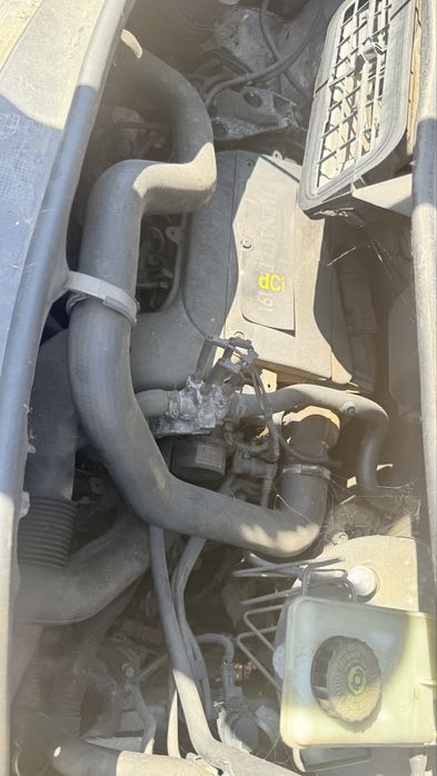 Renault trafic II 1.90Dci ano 2002 para peças