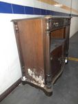 Movel tv com a lateral um pouco estragada