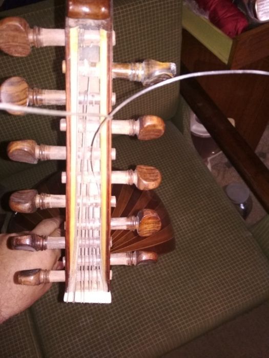 Турецкая профессиональная лютня.Уд.