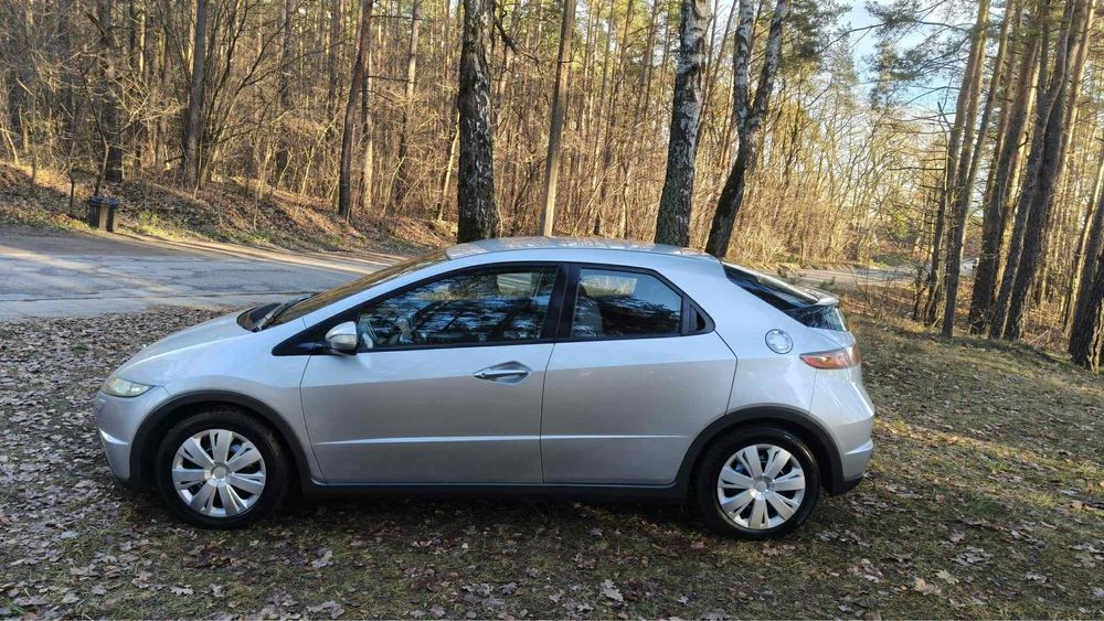 Honda Civic 1.8 benzyna