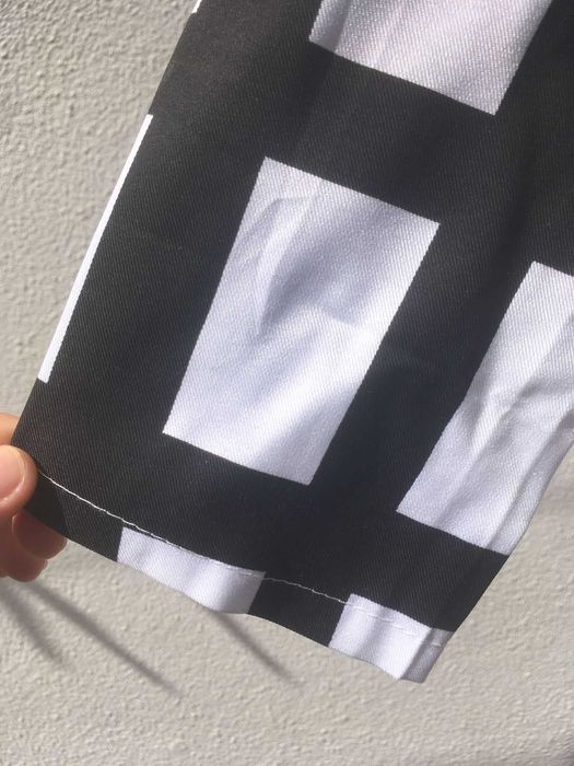 Vestido em Xadrez Branco e Preto