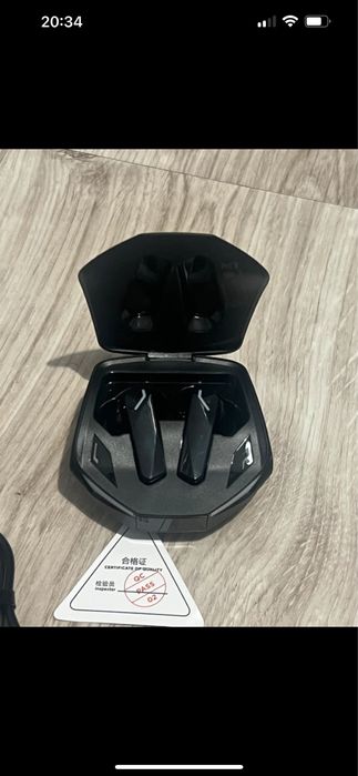 Nowe słuchawki bezprzewodowe Lenovo XT53 – z gumkami i kablem USB-C