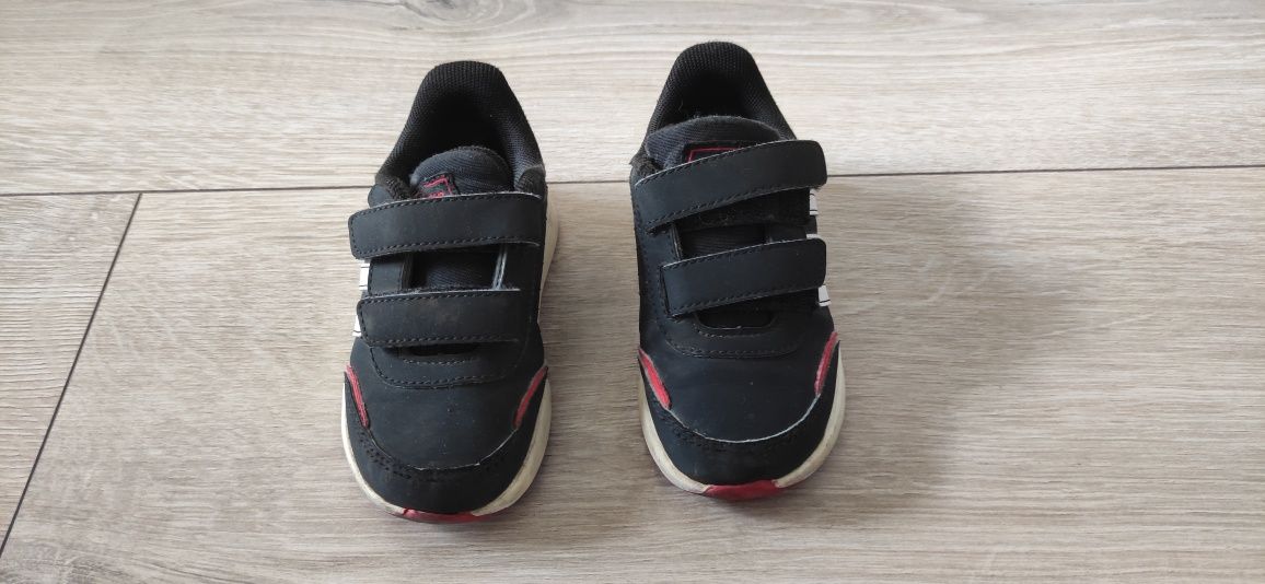 Buty dziecięce na rzep Adidas r. 23