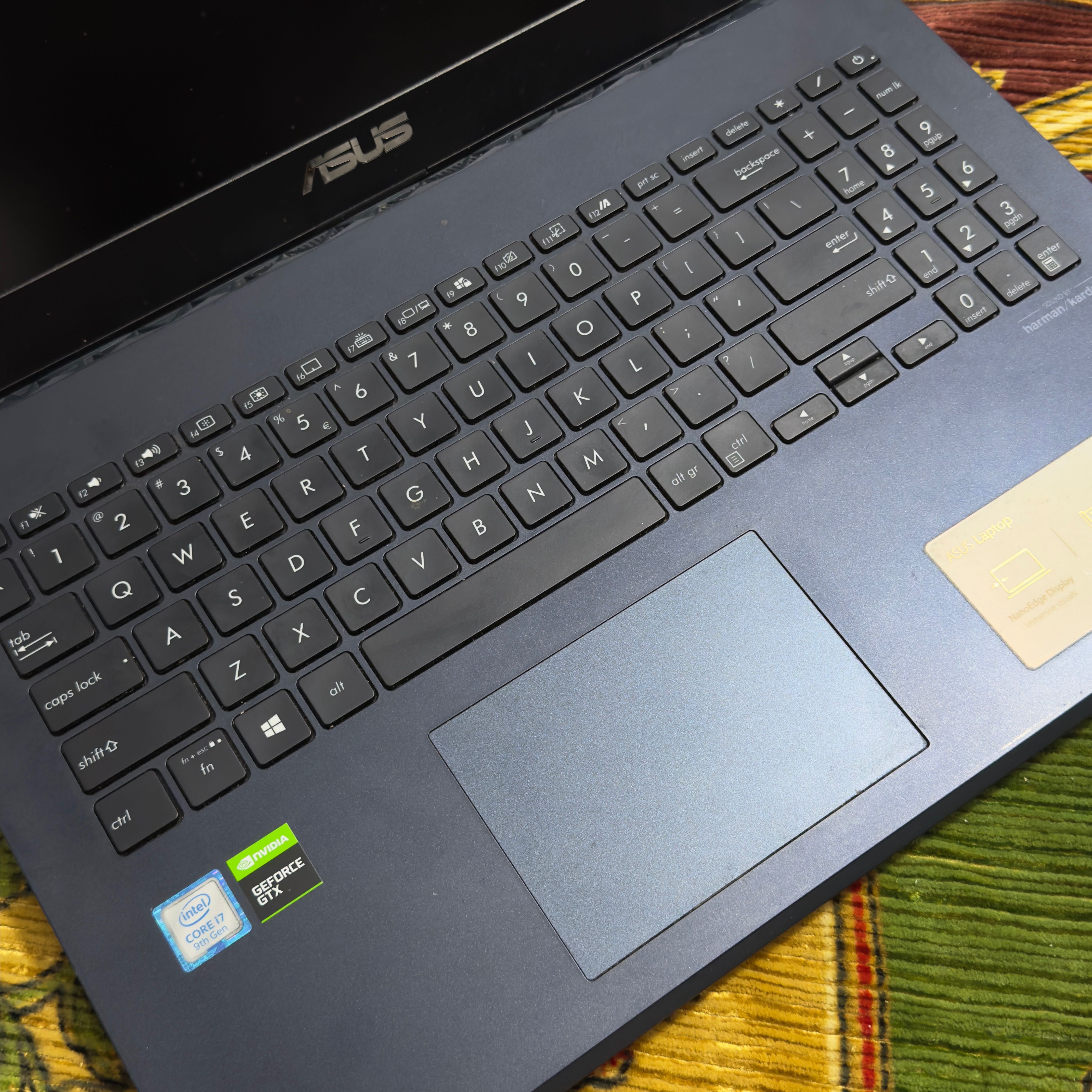 ASUS VivoBook 15 X571GT i7-9750/16GB/512/W10X GTX1650