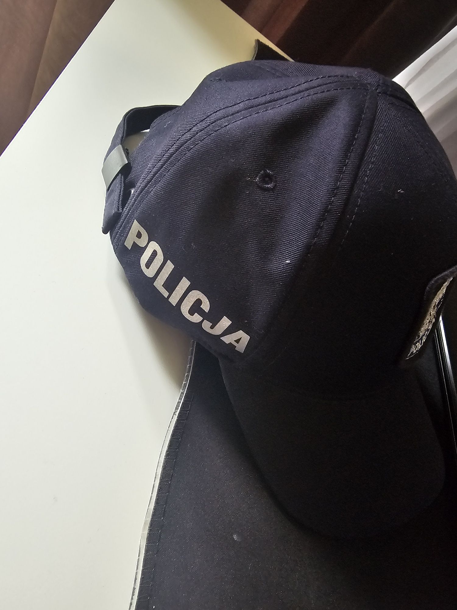 Nowa czapka policyjna