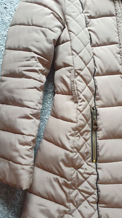 Kurtka zimowa damska pikowana beżowa z kapturem płaszcz beżowy