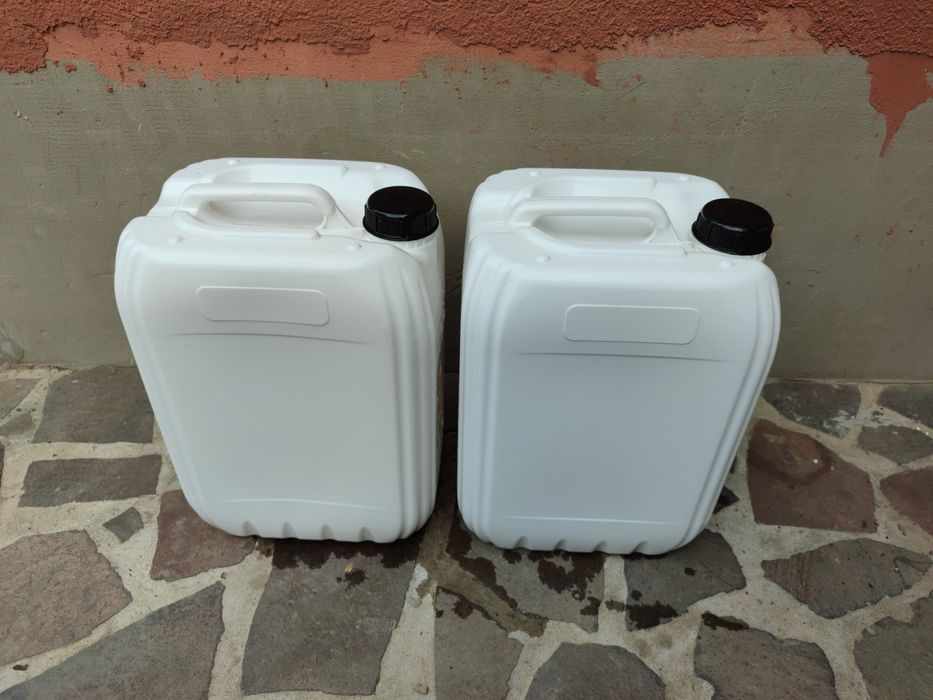 Каністра 20 літрів