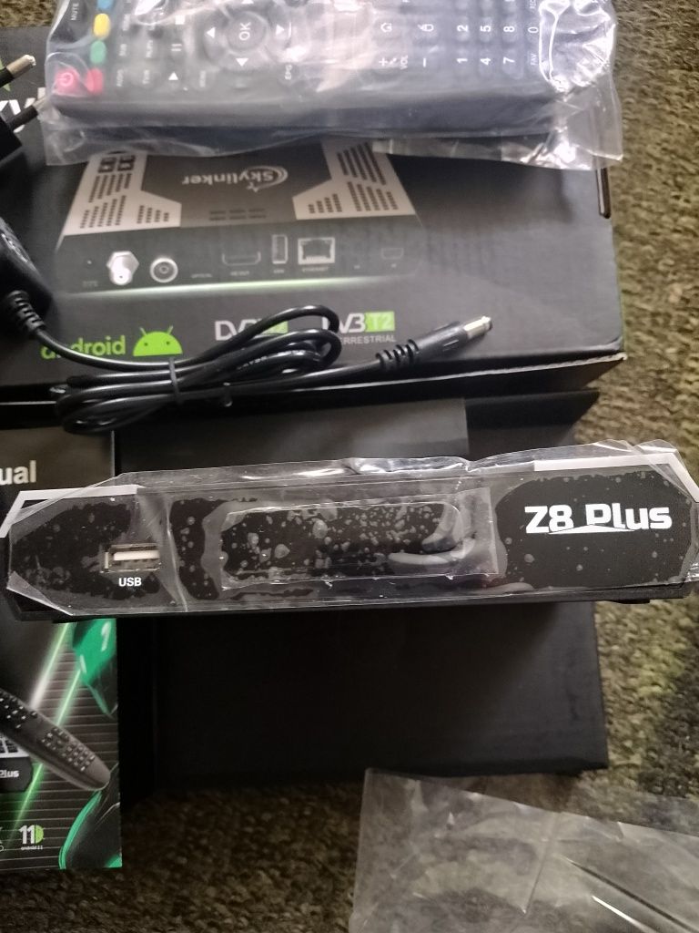 Skуlіnkеr Z8 Plus: ОТТ+DVB-S2+Т2 4K - Hуbrіd Smart ТV BОХ, Android 11