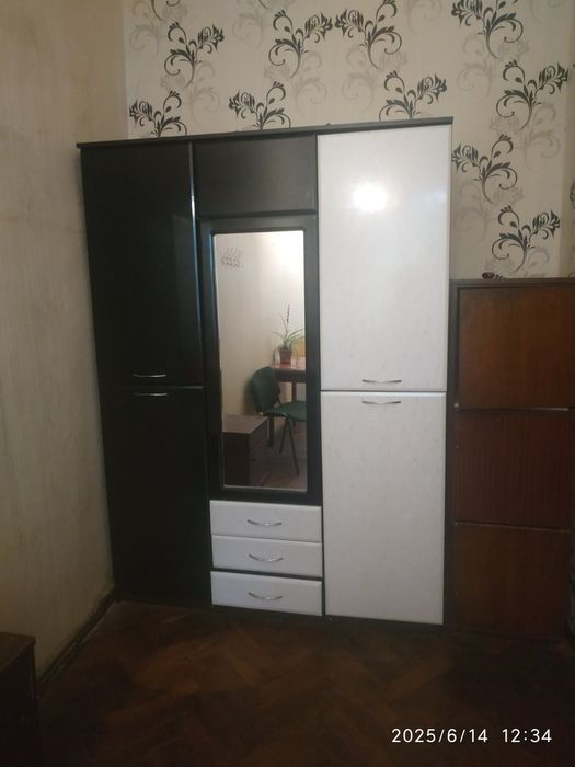 Сдам комнату в коммуне ул.Ольгиевская район Нового рынка