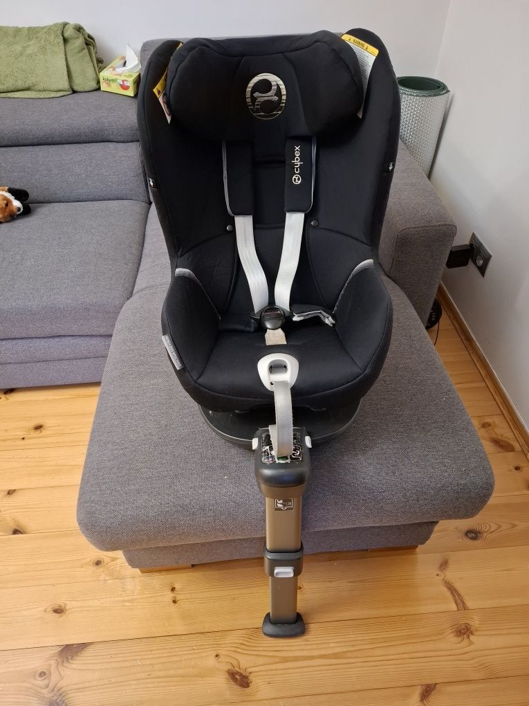 Cybex Sirona M2 i-Size z bazą