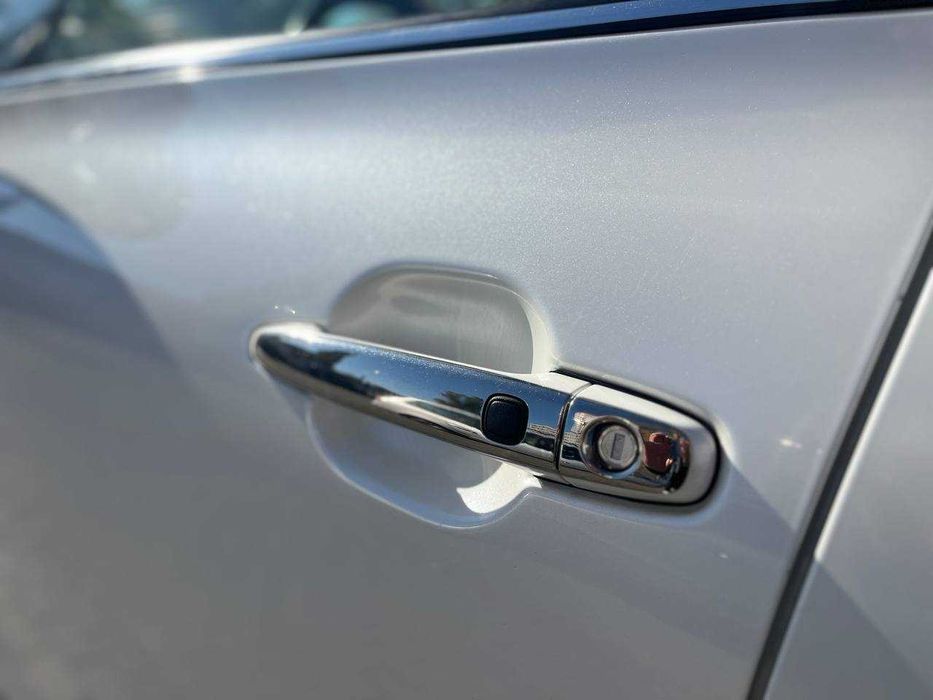 Toyota Highlander 2013 Офіційний без підкрасів