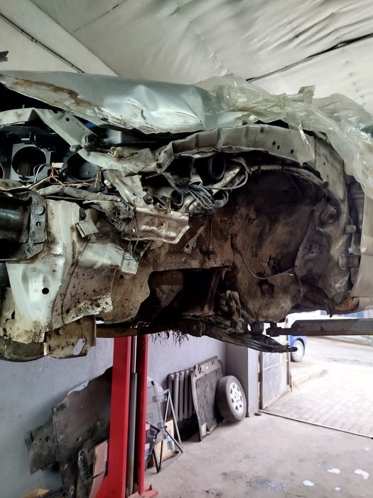 Мазда 626 gf 2000 2.0d