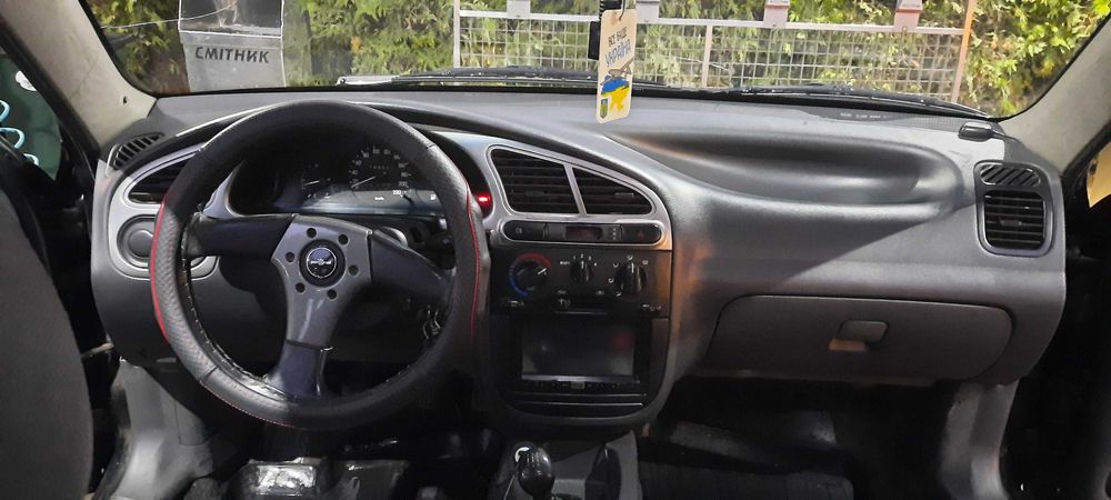 Продам авто. Sens 1,3