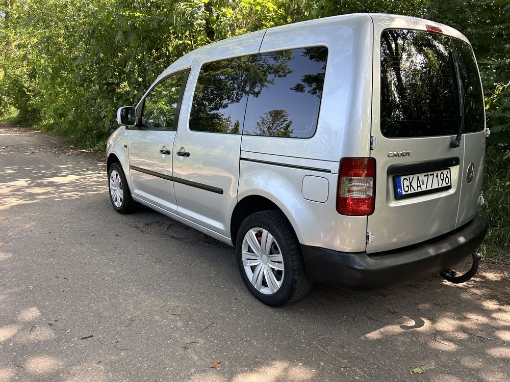 Vw Caddy 1.9 tdi 5 osob klima hak zamiana