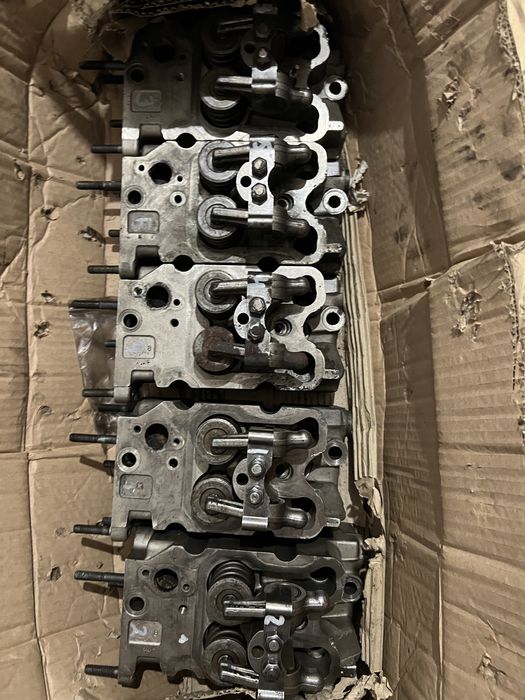 Головка блока циліндра джеп , Jeep grand cherokee 3.1 d