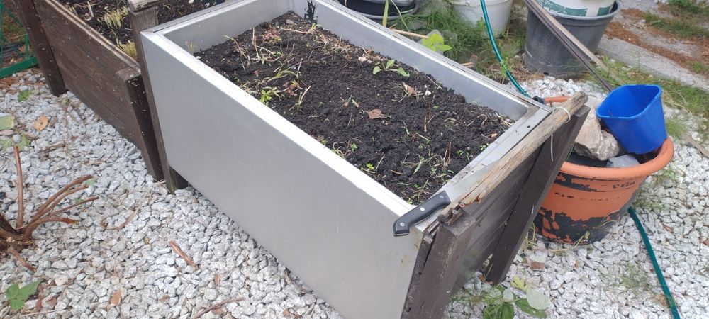 Oddam za darmo donice