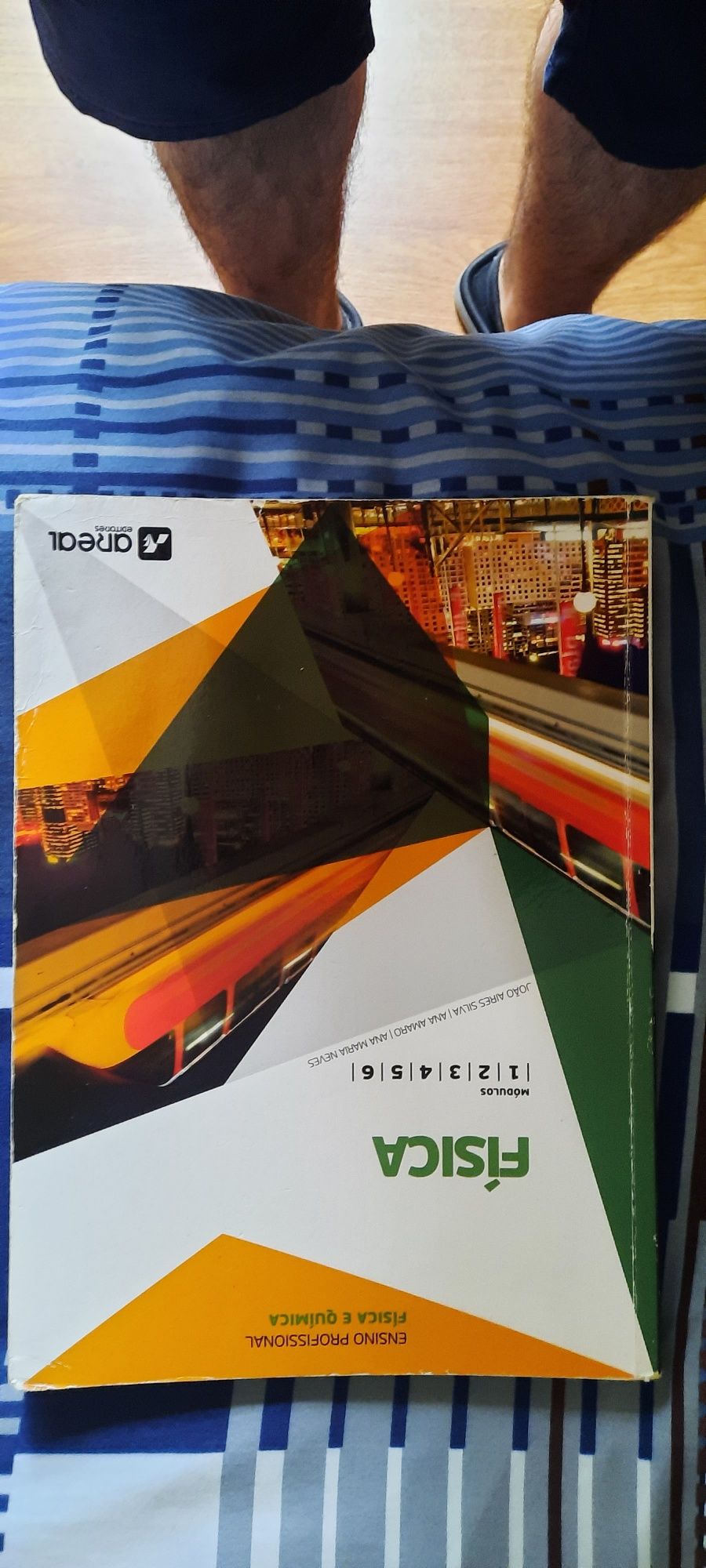 Livros de ensino profissional Física e Química