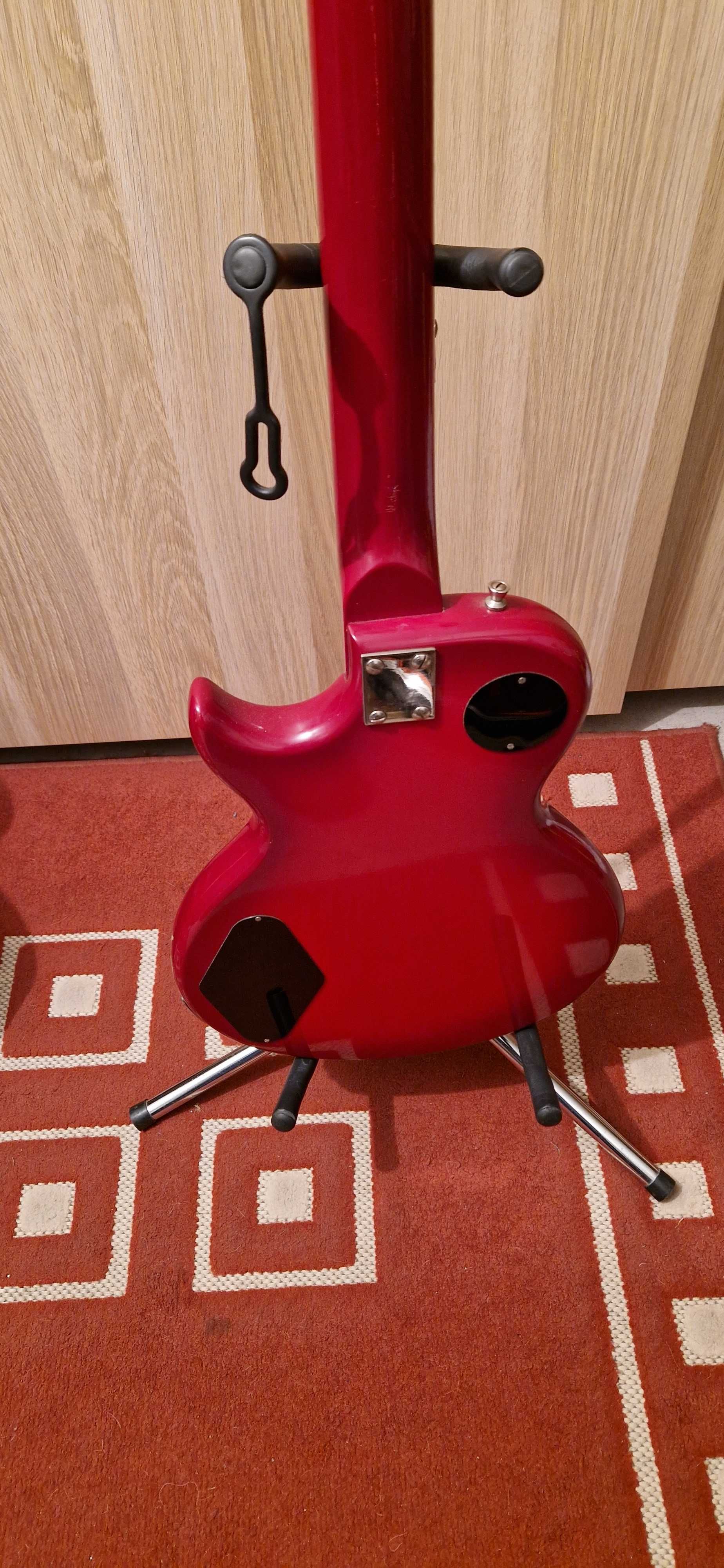 Defil Aster gitara (plus oryginalny pokrowiec)