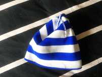 Vendo Gorro Azul e Branco