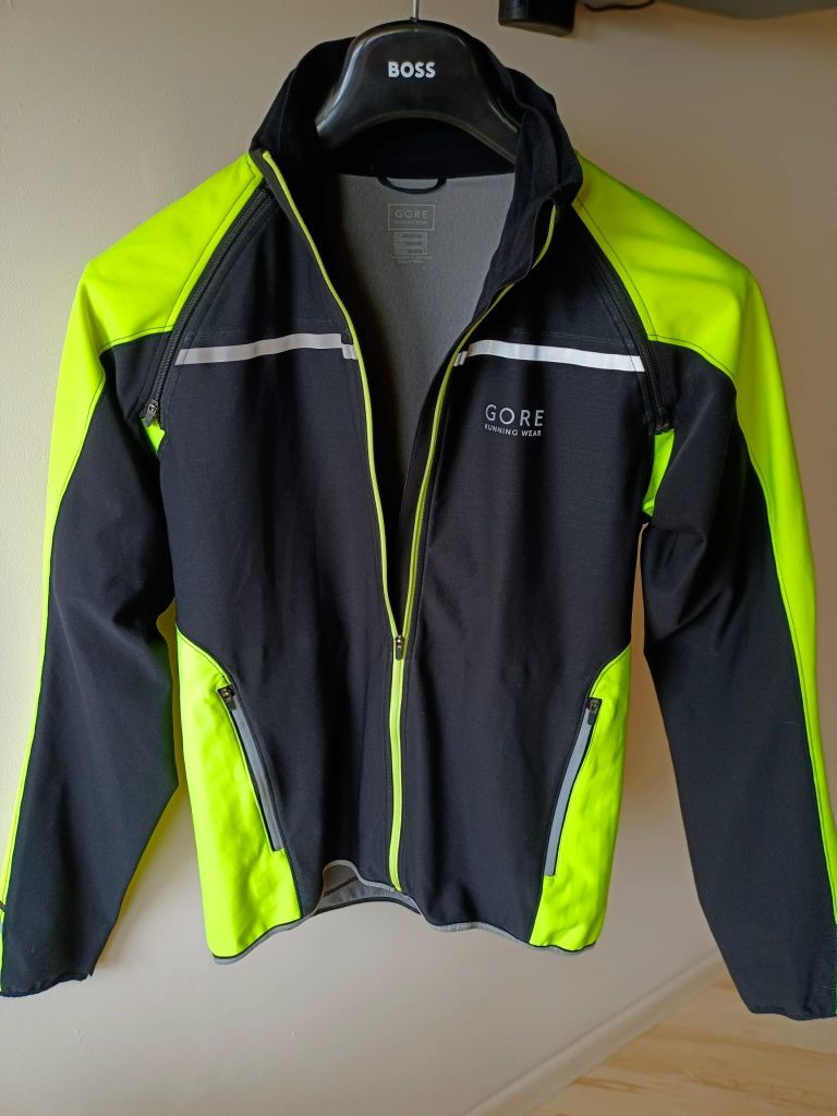 Kurtka Gore Running Wear Windstoper soft Shell.