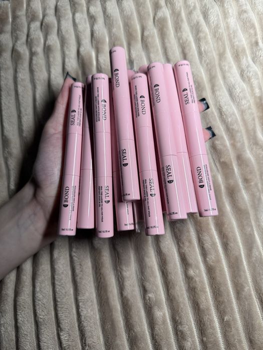 Клей для пучвових вій