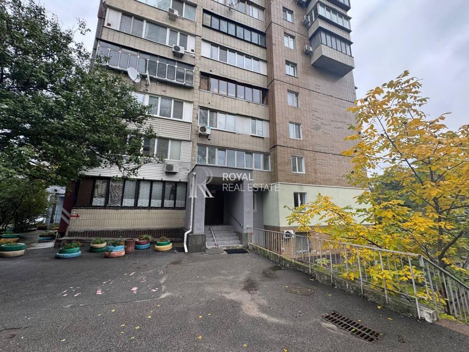 Продаж 2К 59 м2 Квартири Солом'янський з Ремонтом