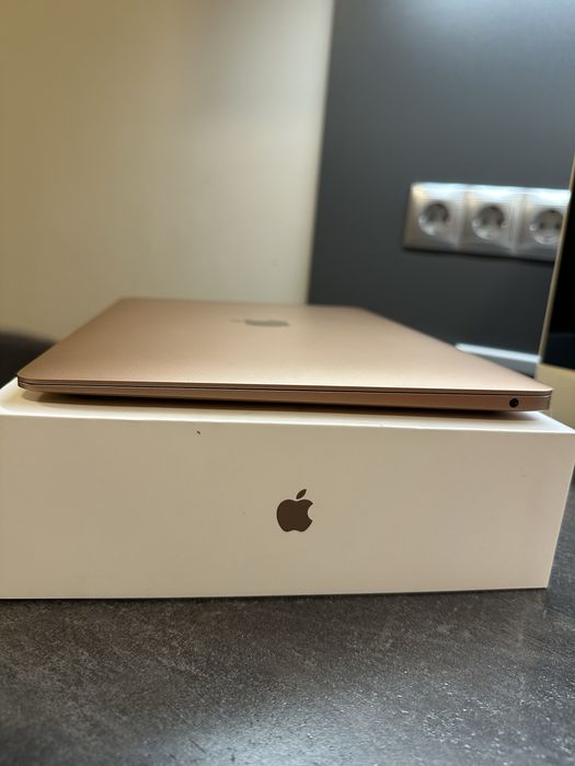 MacBook Air M1 2020 8 GB/256 GB