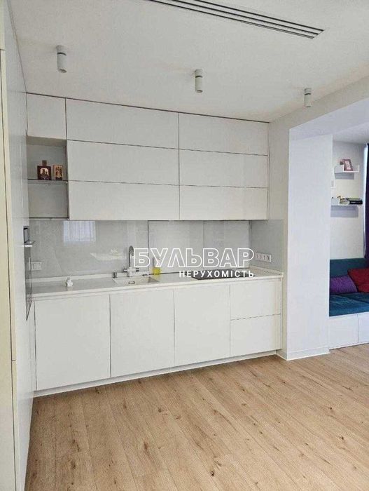 Продам 3 к.кв - 94 м2, Новострой, ЖК Плехановский, ул Молочная