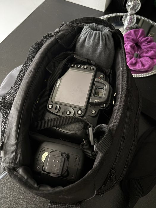 Okazja! Lustrzanka aparat Nikon D90 torba lampy