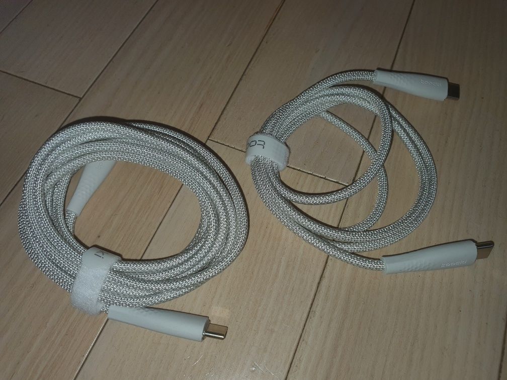 Kable USB-C 1m i 2m swiecace 2szt