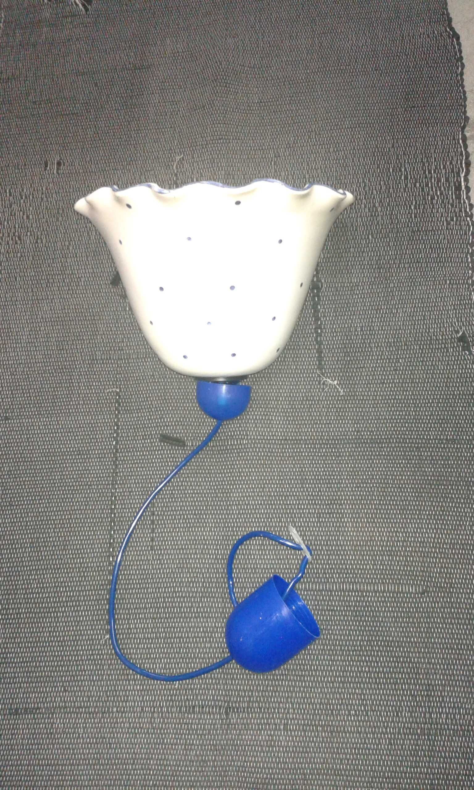 Candeeiro de louça
