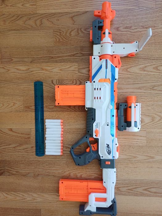 Nerf Modulus Regulator — pełny zestaw, 2 magazynki, 12 strzałek