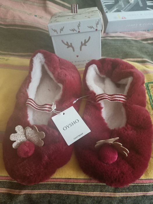 Mikołaj Czerwone pantofle Oysho r.40 41 nowe