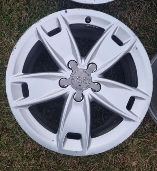 Kpl Alufelgi R17 5x112 Audi A3 8P 8P Sline PROSTE