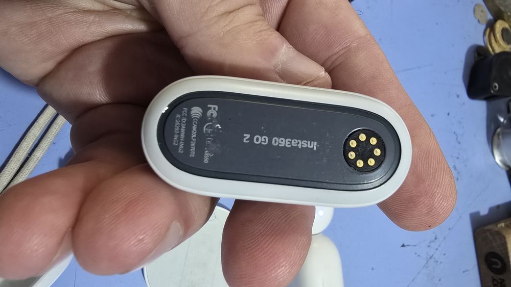 Insta360go2 / Экшен мини камера