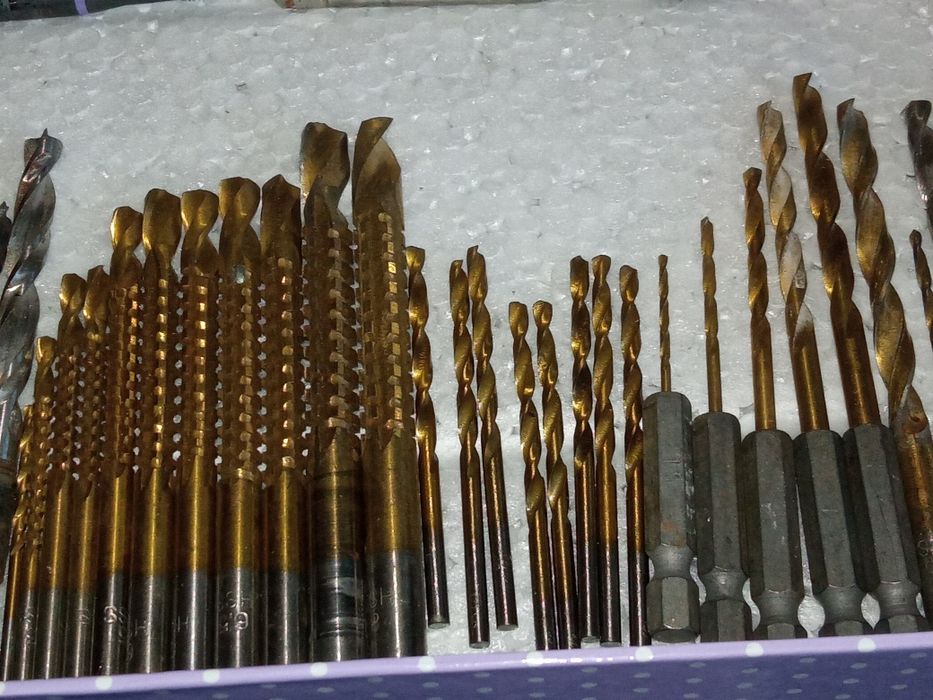 Zestaw wierteł do różnych zastosowań