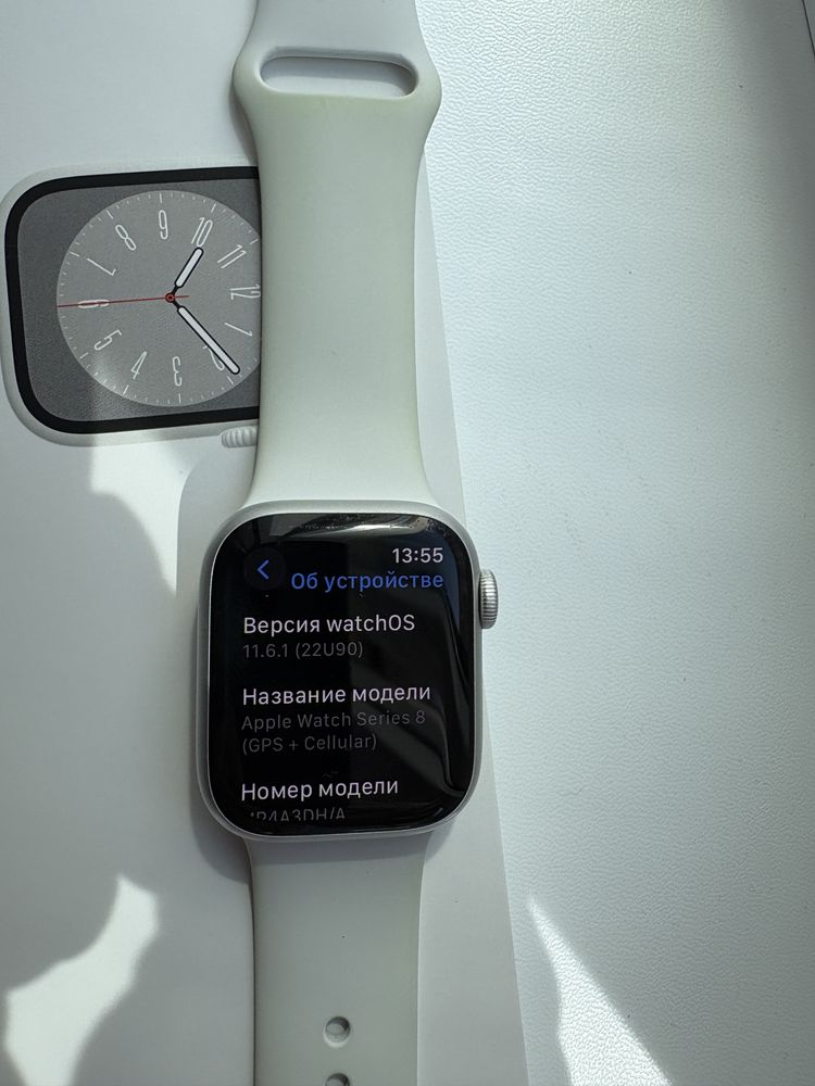 Apple WATCH 8 series , 41 mm
