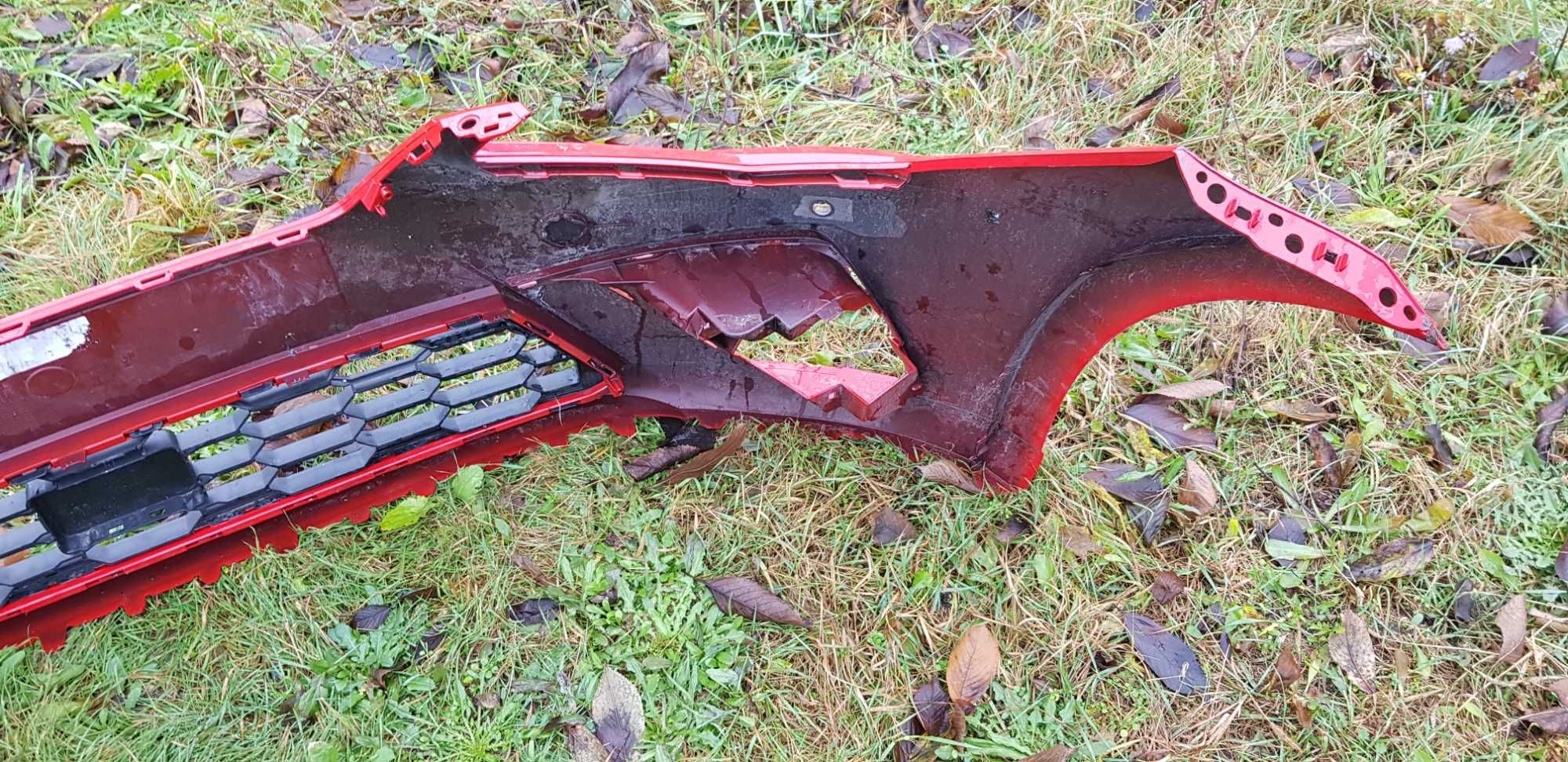 zderzak przód Seat Ibiza 5 V 6F0 FR 17-