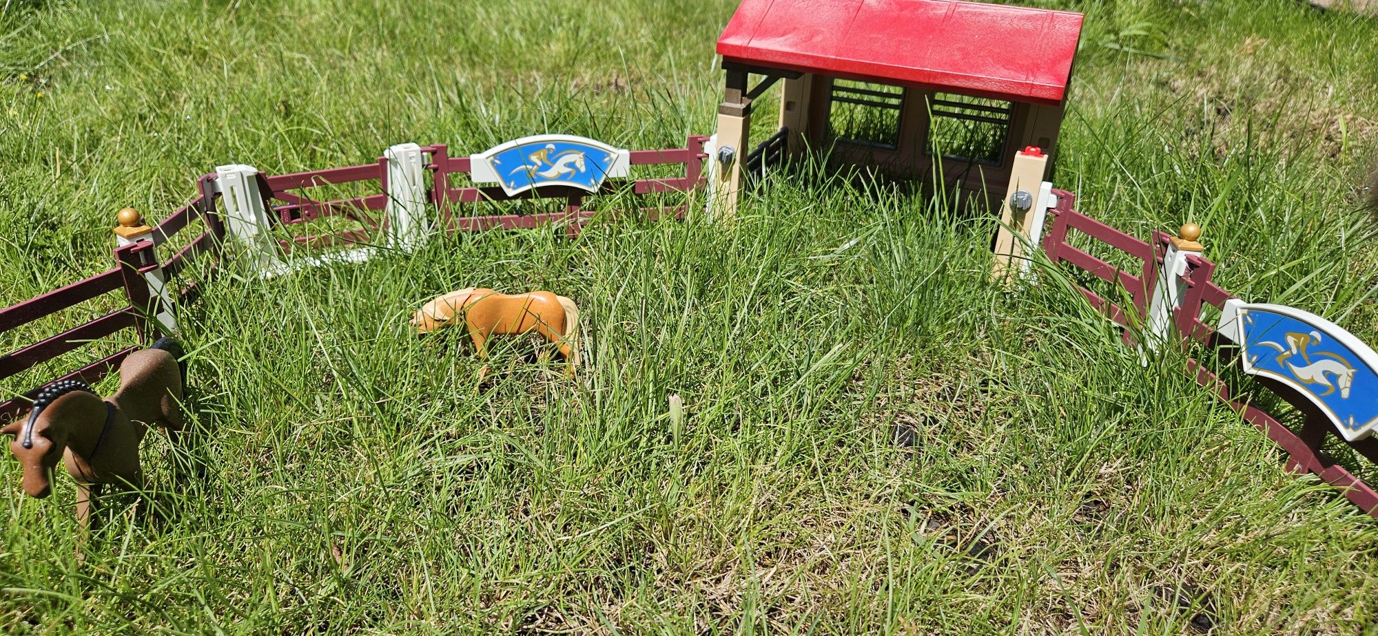 Zestaw playmobil stadnina- wybieg dla koni