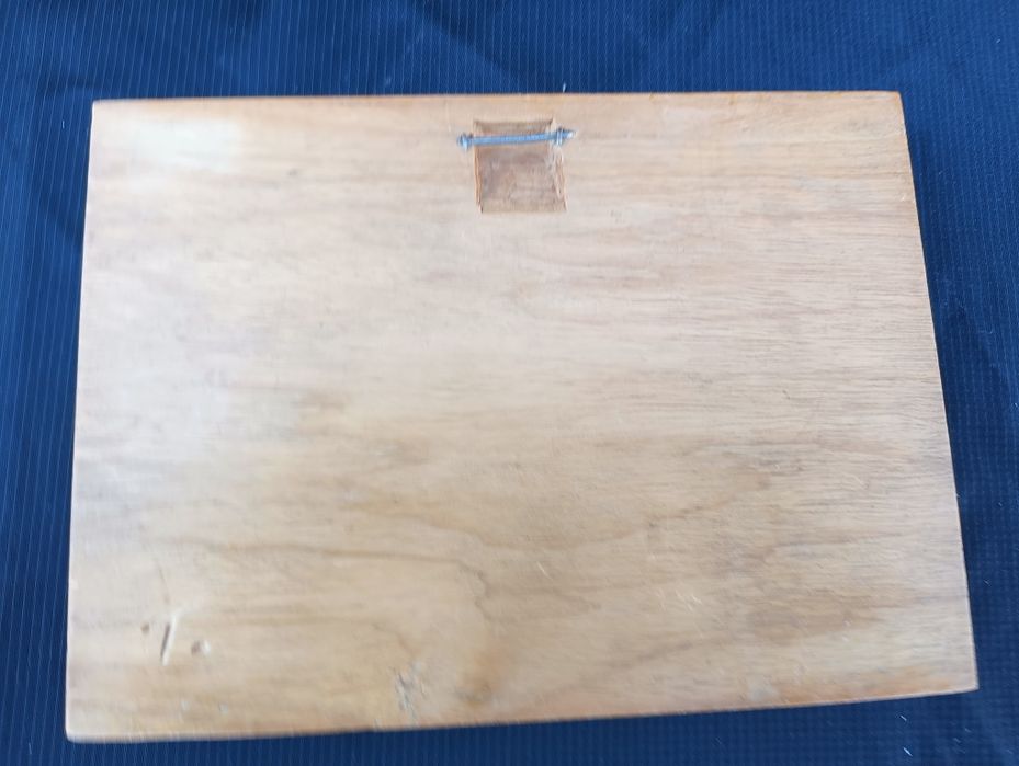 Płaskorzeźba drewniana baranek wielkanocny