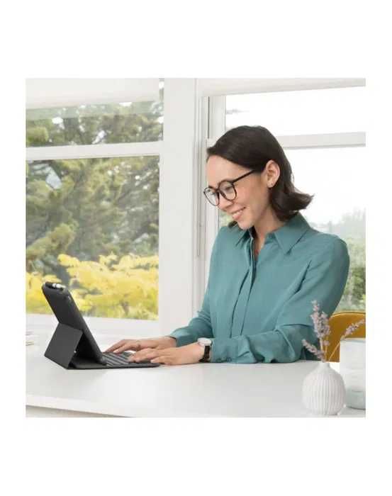 Logitech Slim Folio for iPad 7th, 8th, & 9th generation