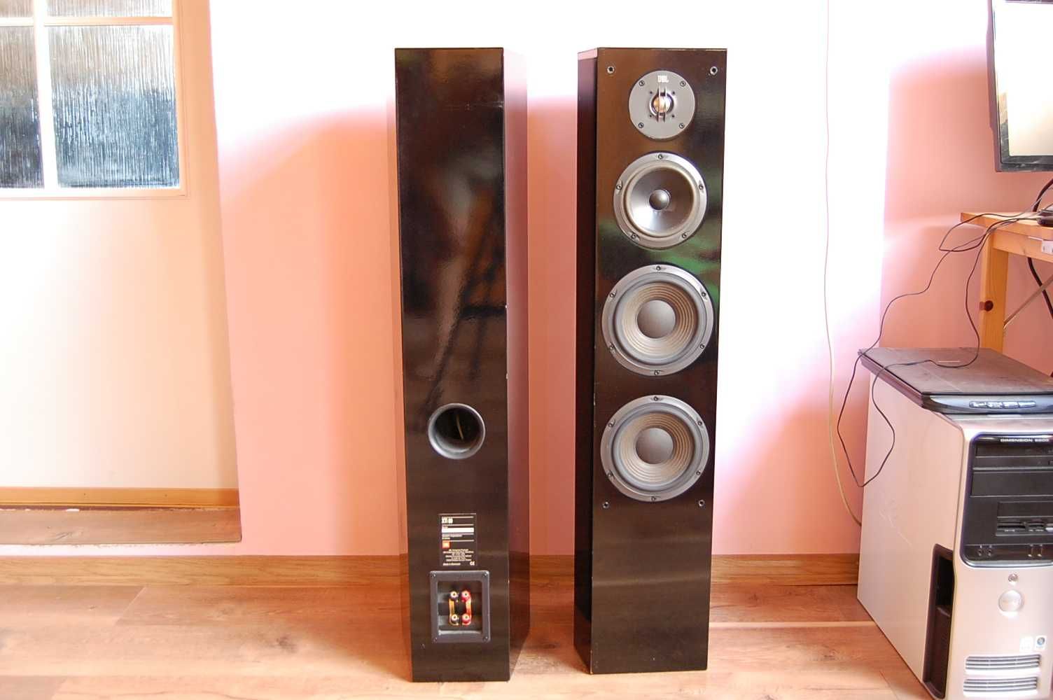 Świetne kolumny JBL XTI 80