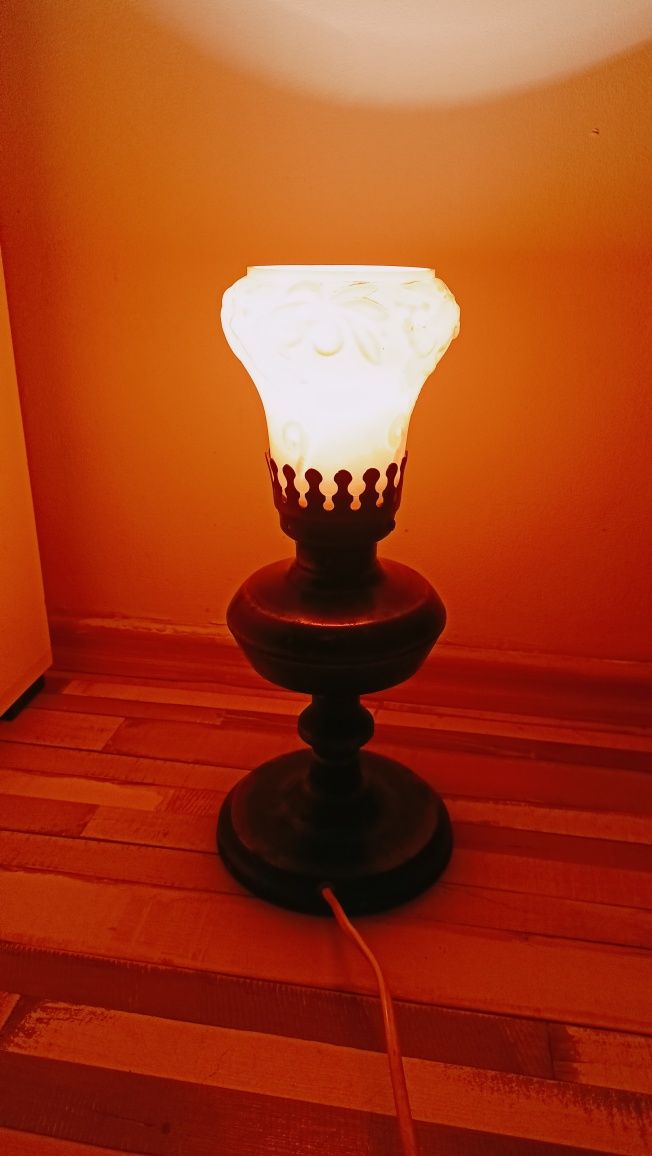 Oprawa stołowa wieliczka lampka z 1981r