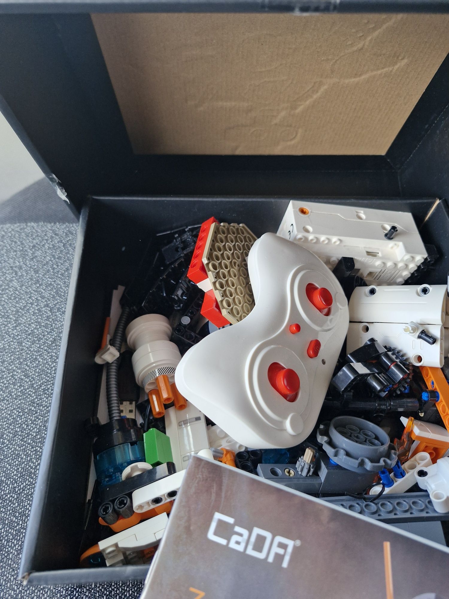 Robot cadfi z bot
