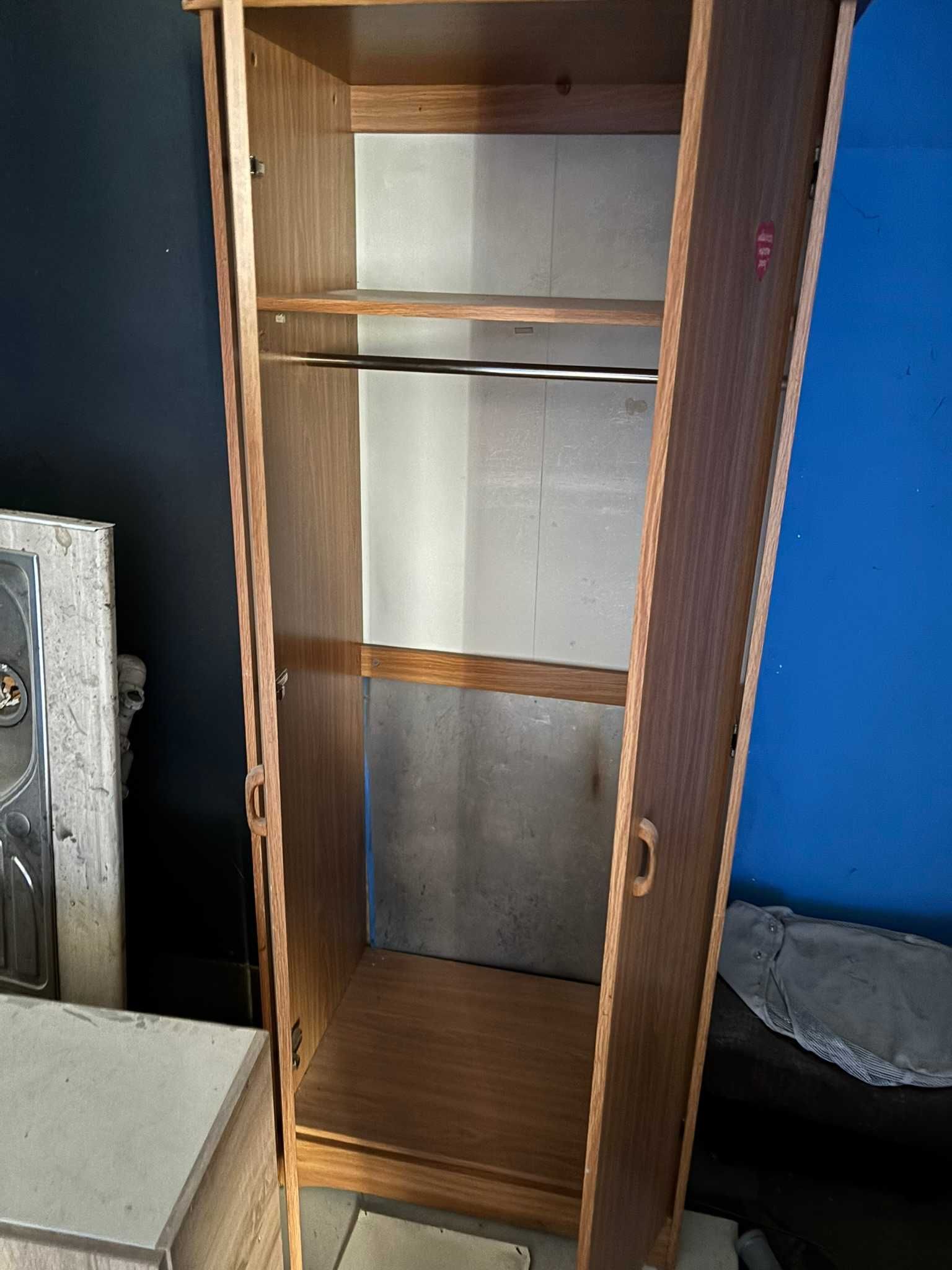 > szafa dwuskrzydłowa z półkami i szufladami 100cm 80cm 70cm
