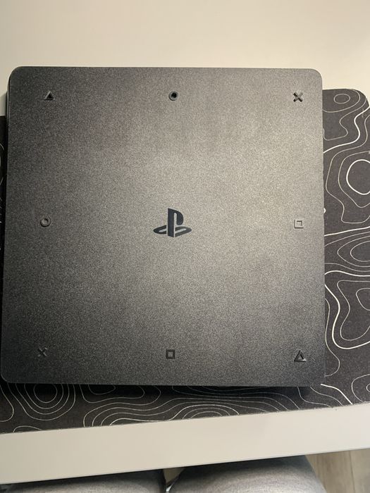 Ps4 slim 500гб +2джойстика і 4 гри б/у