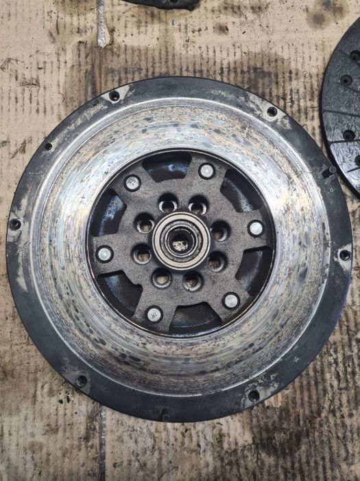 Маховик Зчеплення двохмасовий демпфер Audi A6 C5 2.4 B Ауді А6 Ц5 бенз