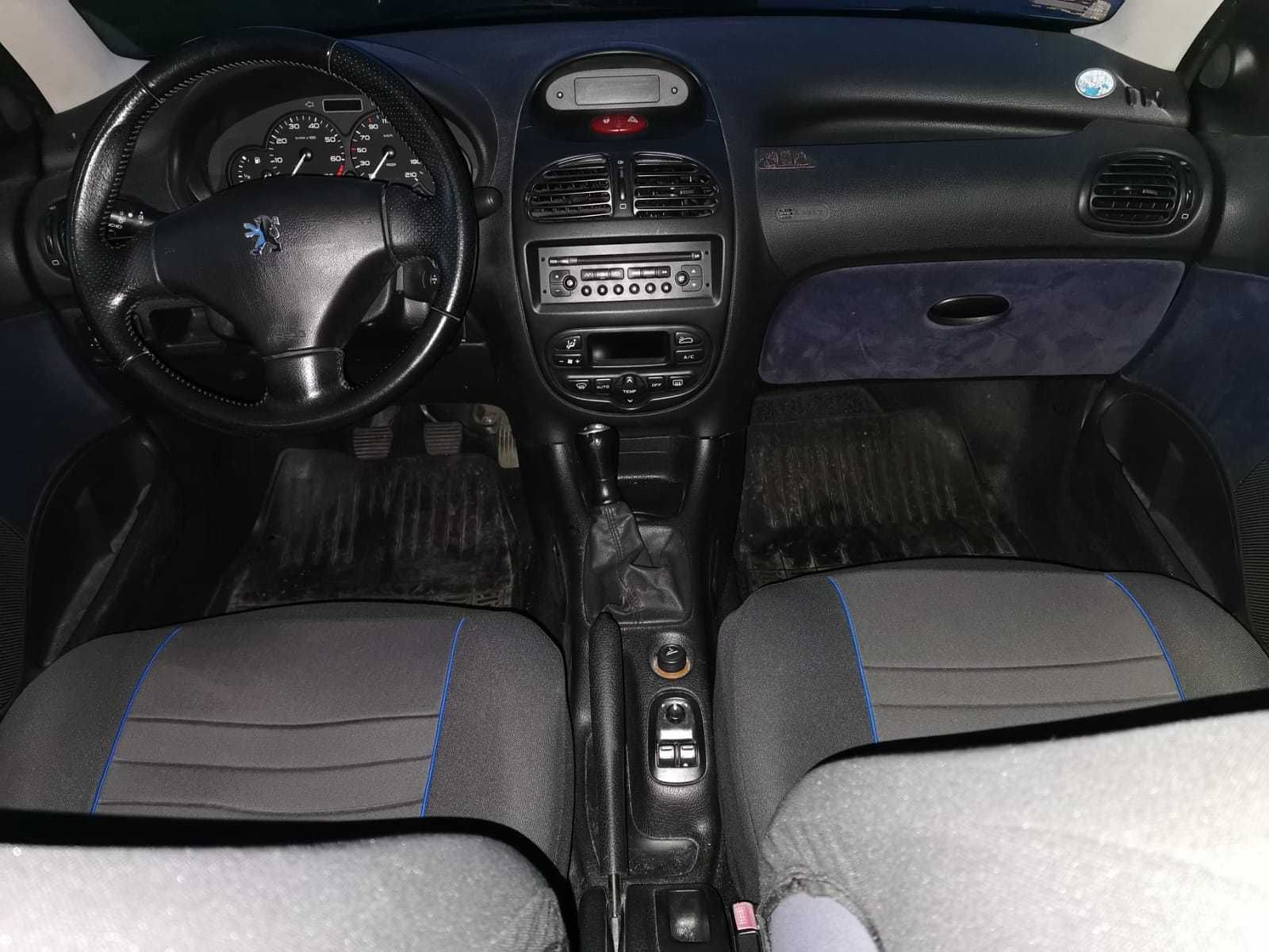 Peugeot 206 benzyna 2005